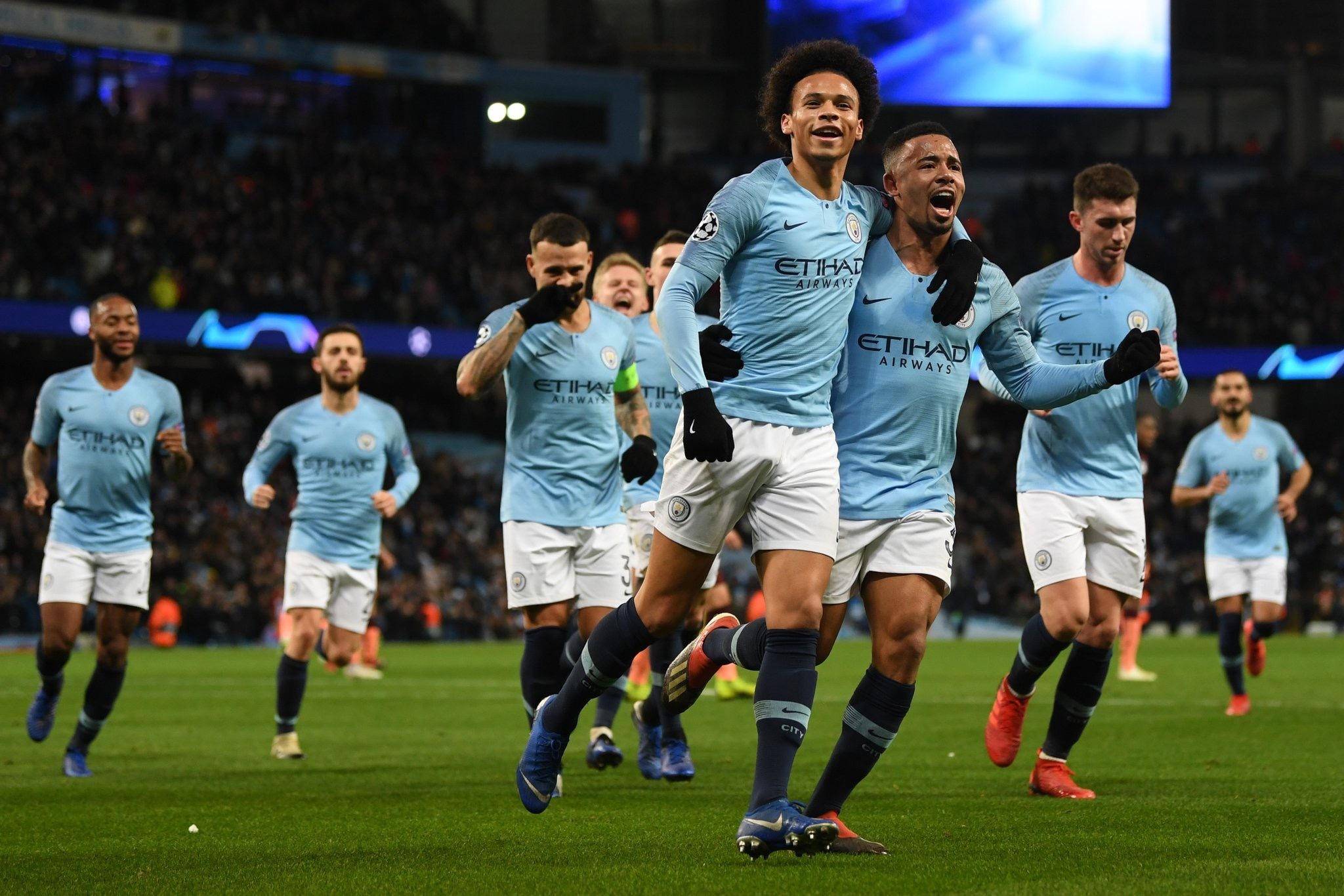 他們不僅是 他們不僅是