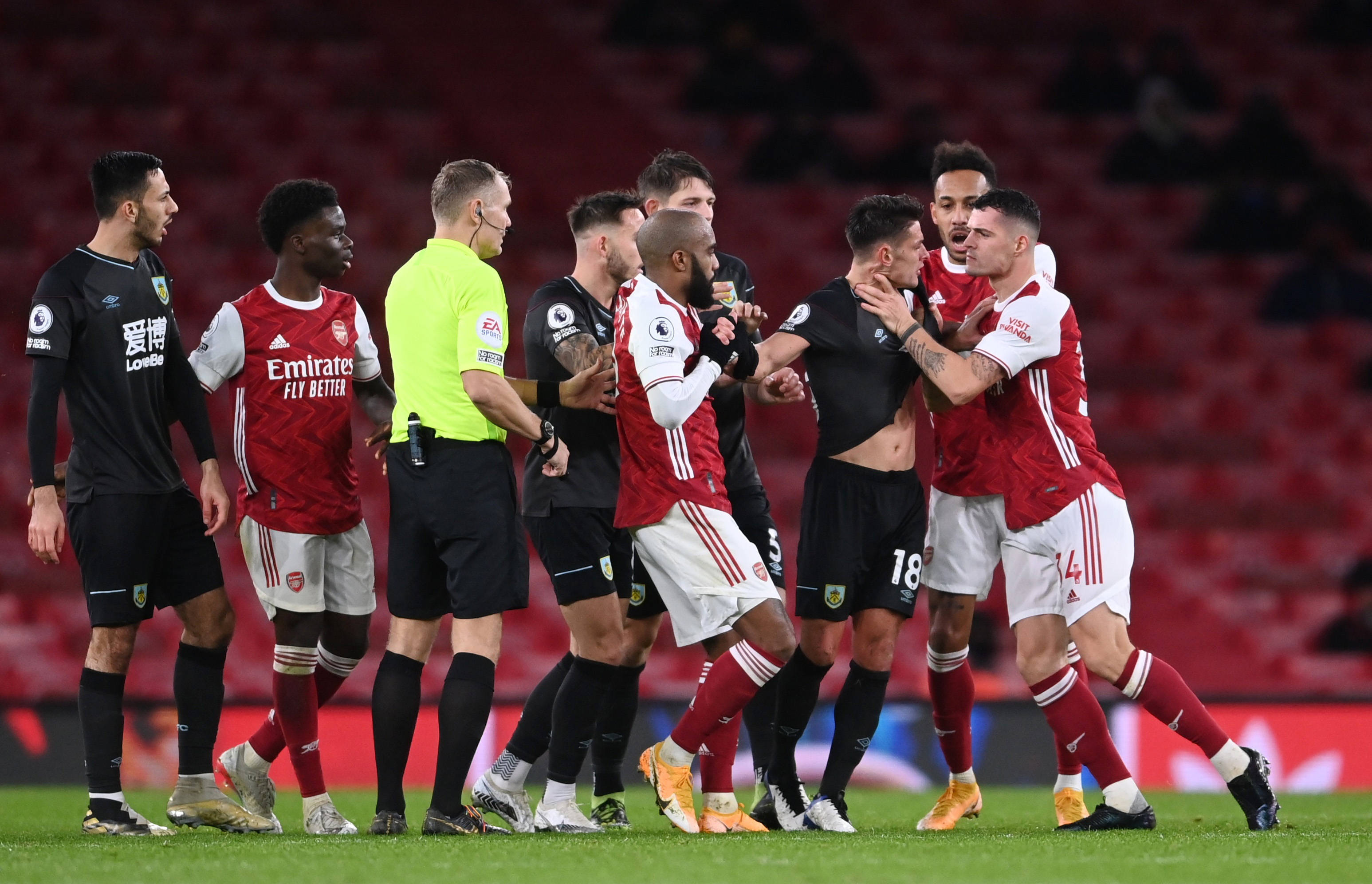 练和工作人 练和工作人